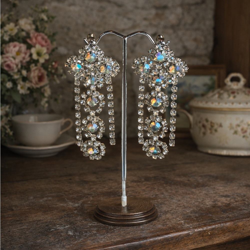 Vintage 1960s/1970s Aurora Borealis Rhinestone, Chandelier Screw Back Earrings